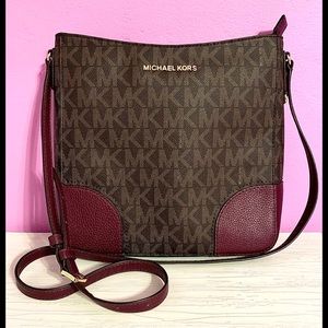 ✨👜Michael Kors Crossbody Bag👜 ✨